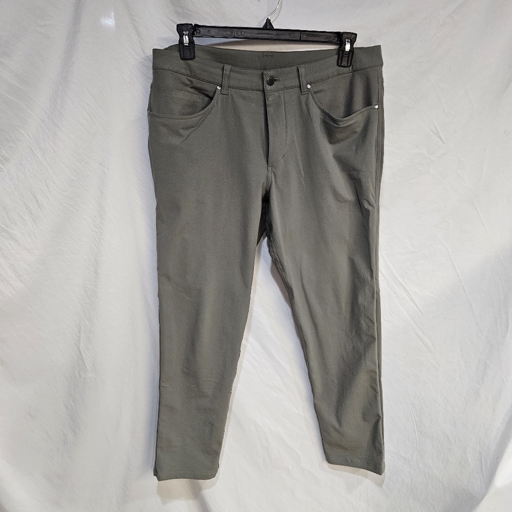 Lululemon Pants 36 Green Olive Slim Fit Warpstreme 30 Fitness LM5A45S Ret $128